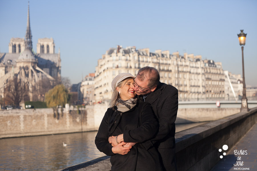 Paris photo session by Bulles de Joie: 40th wedding anniversary. See more at: http://www.bullesdejoie.net/2016/12/26/paris-photo-session-40th-anniversary/