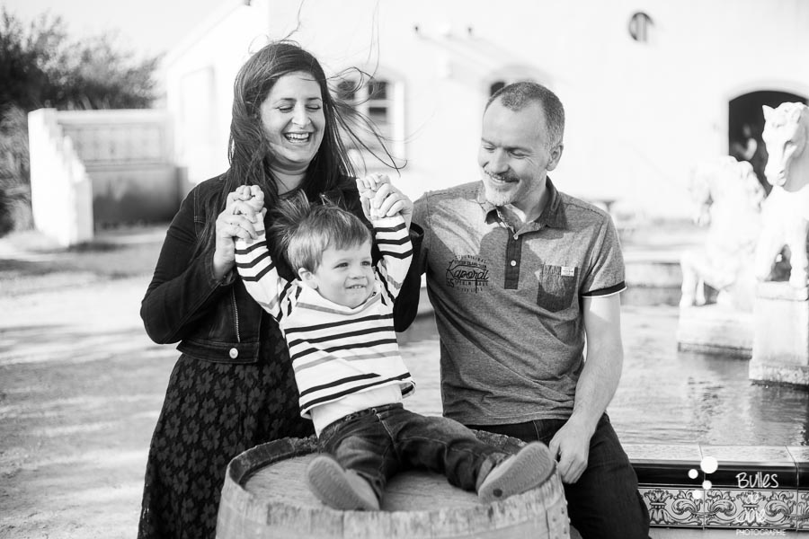 Bulles de Joie | Family portraits in Paris and south of France