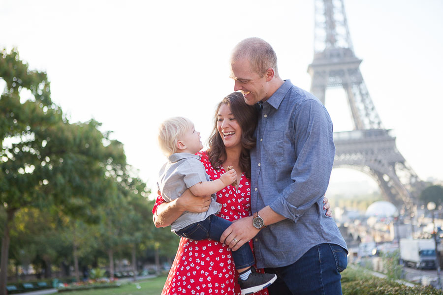 Paris Family photographer - family session Trocadero