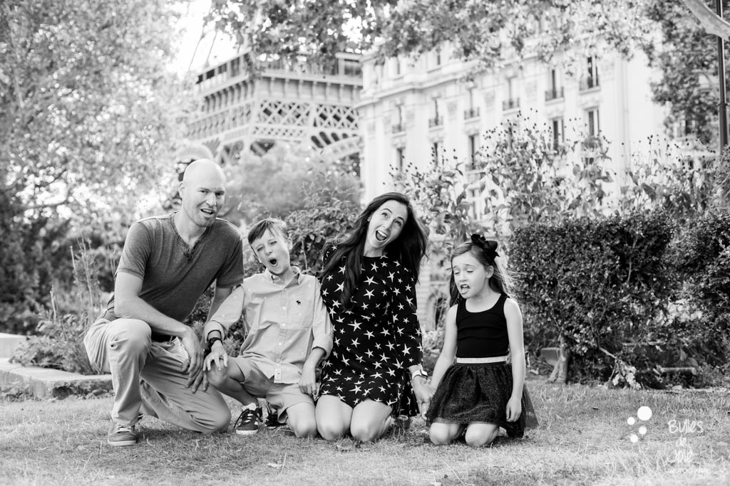 Funny family photos in Paris - Lifestyle photoshoot in Paris, France