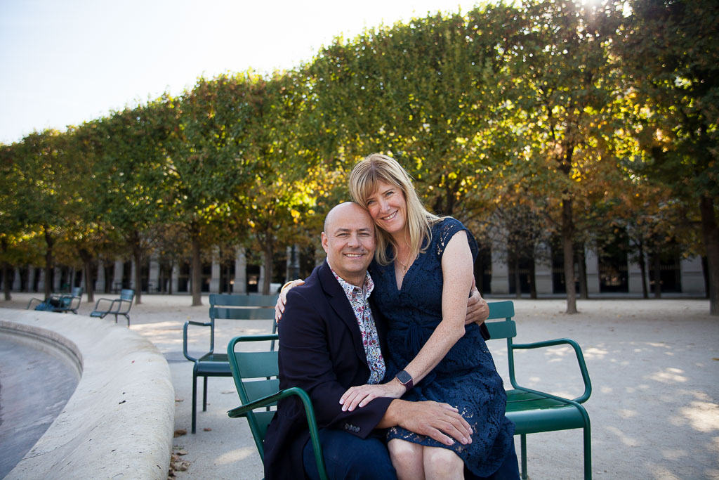 Couple shot in Palais Royal Gardens in Paris