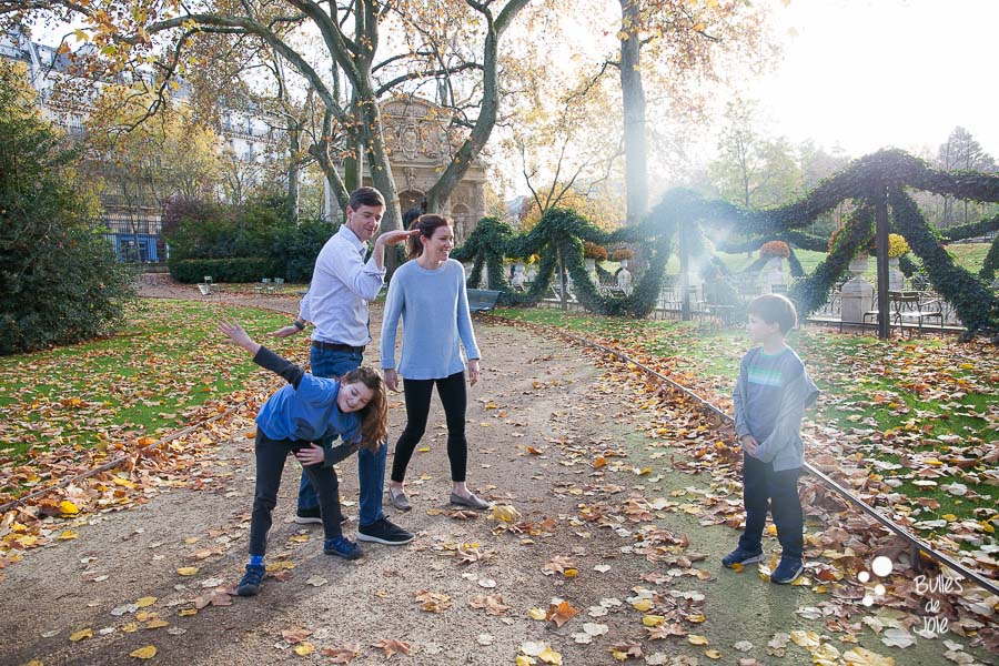 Family Photoshoot in Paris - Luxembourg Gardens