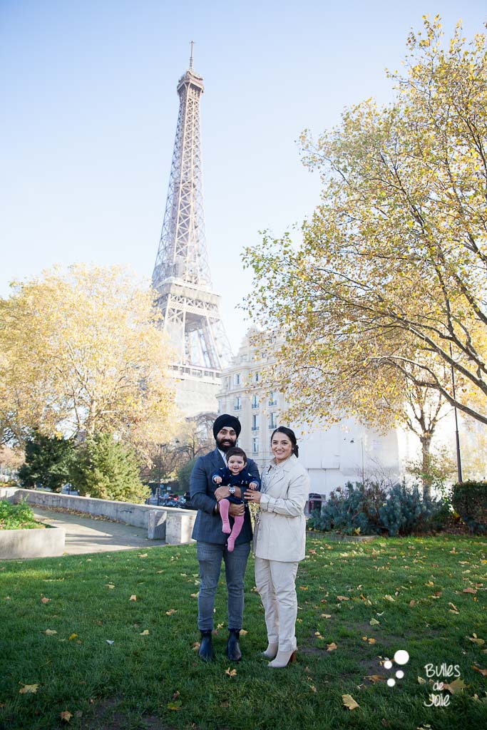 Paris family photoshoot with the Eiffel Tower in the background