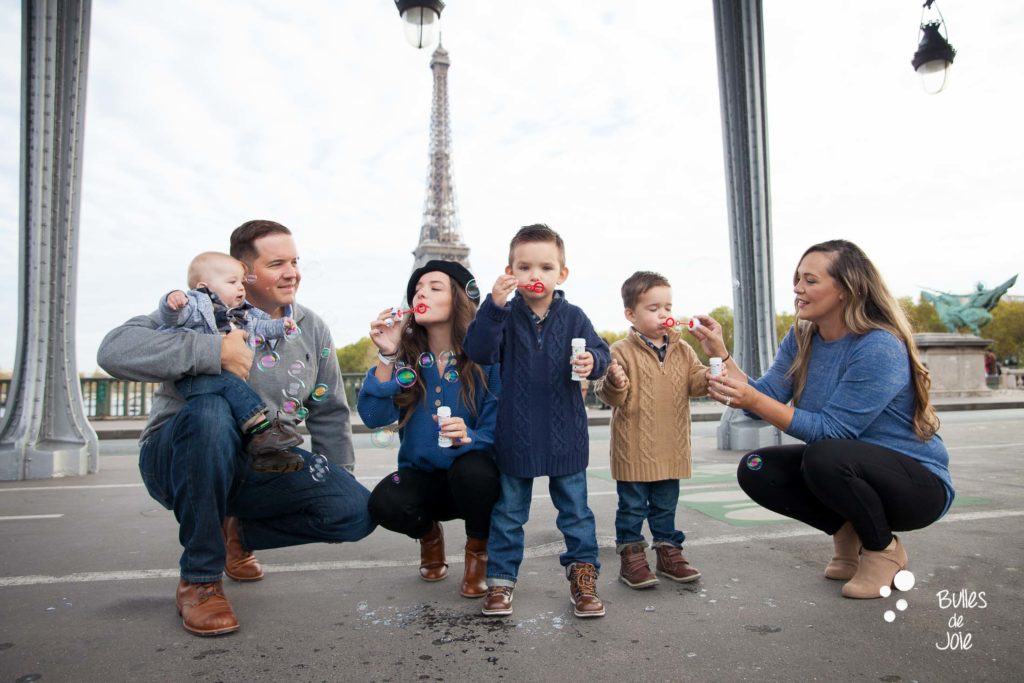 Paris family photo session with the Eiffel Tower in the background (one hour photo session)