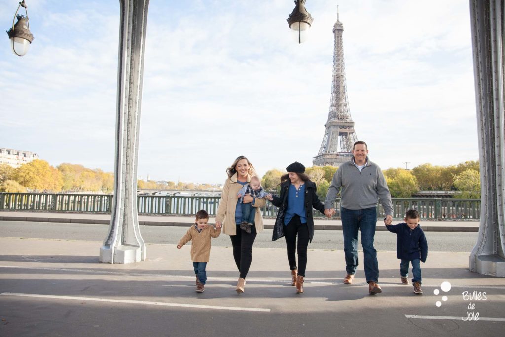 Paris family photoshoot with the Eiffel Tower in the background