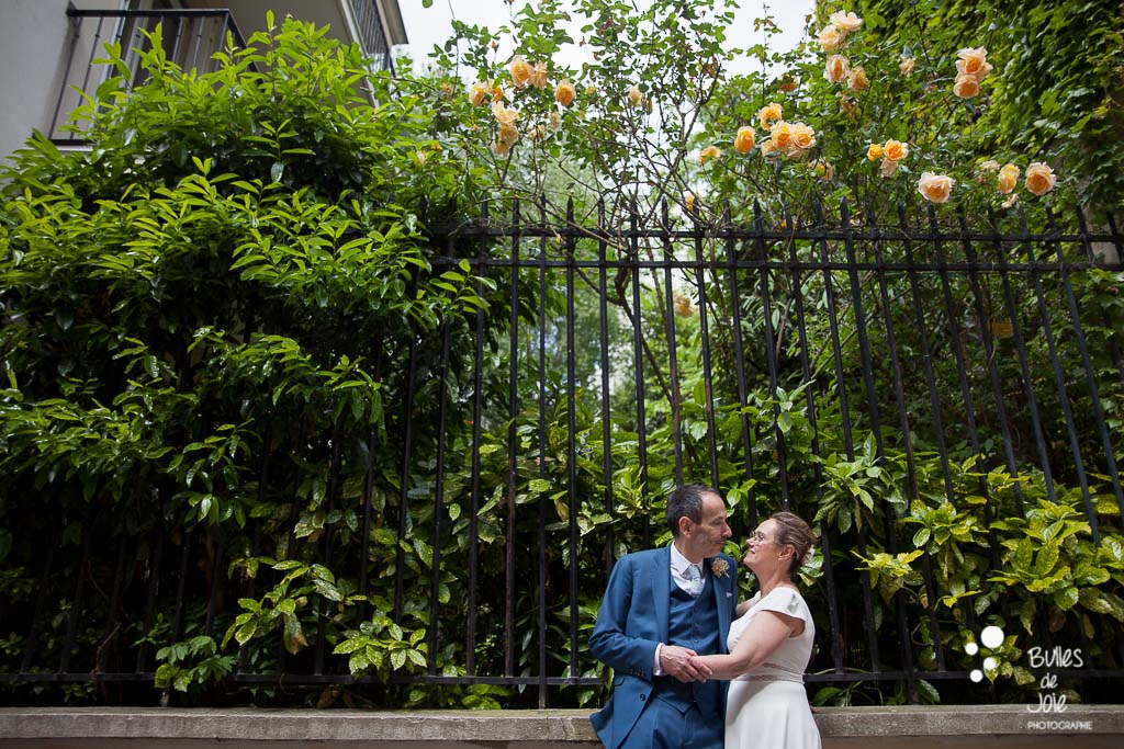 Photos de couple avant un mariage civil - photographe lifestyle Paris