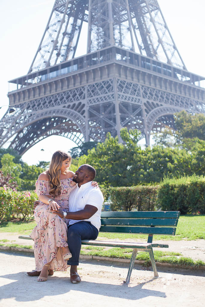 offrir un shooting photo couple à Paris - Bulles de Joie